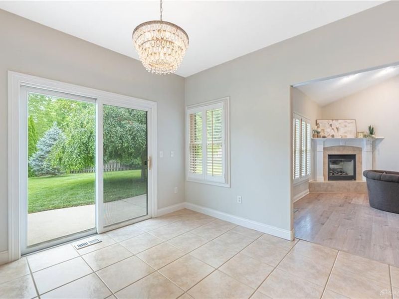 1377 Timshel Street, Sugarcreek Township, OH 45440 Photo 9