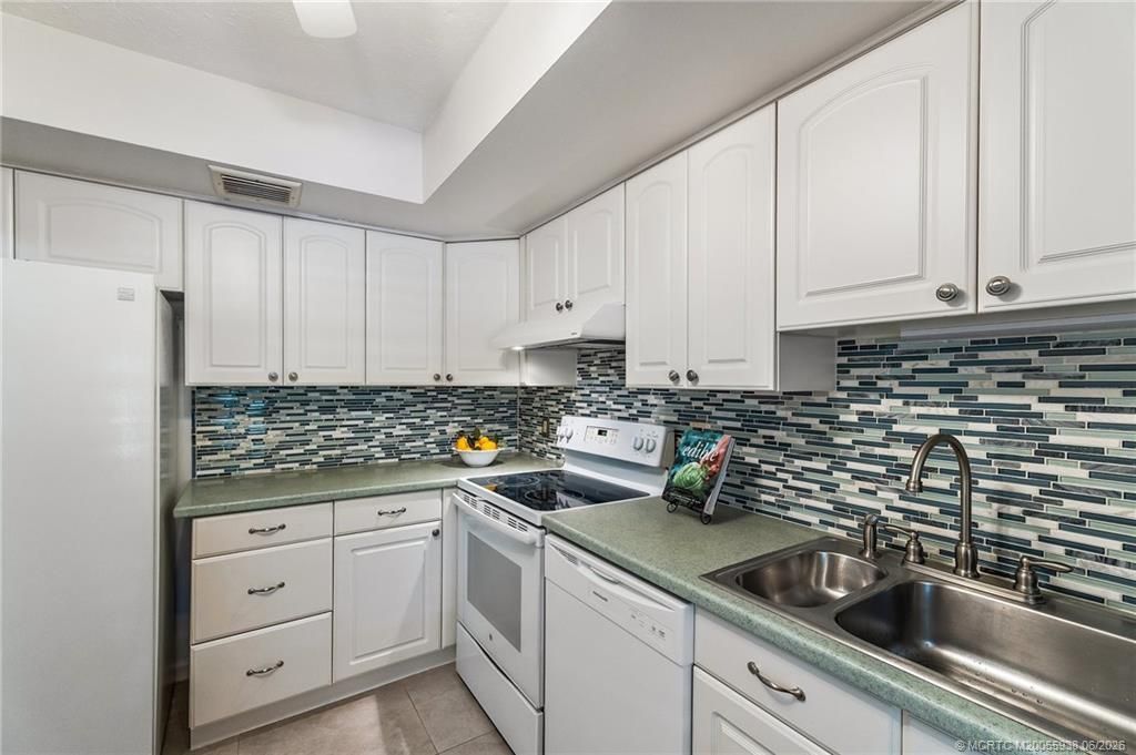 3100 SE Pruitt Road, Unit A-103, Port Saint Lucie, FL 34952 Photo