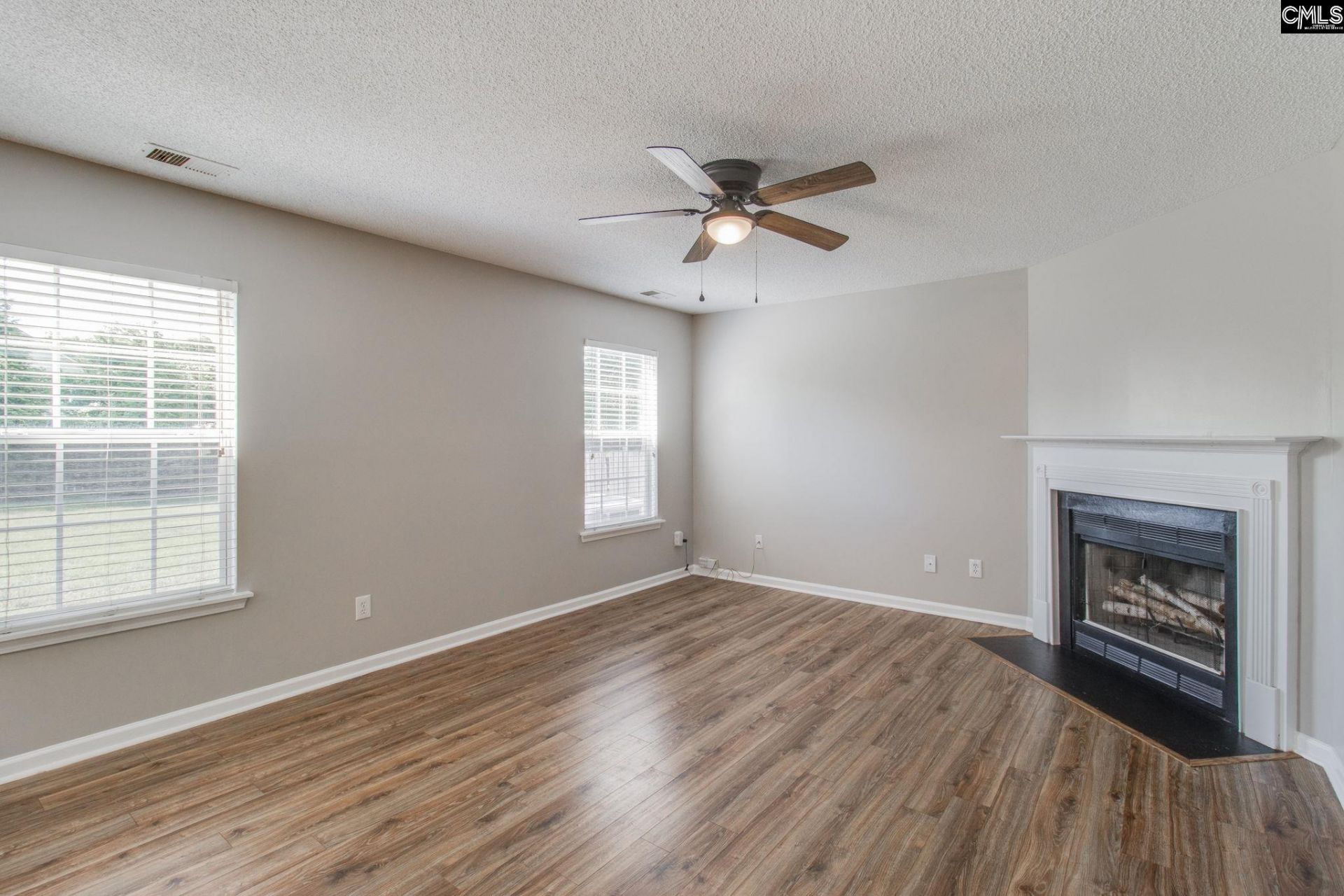 112 Wingspan Way  Photo 9