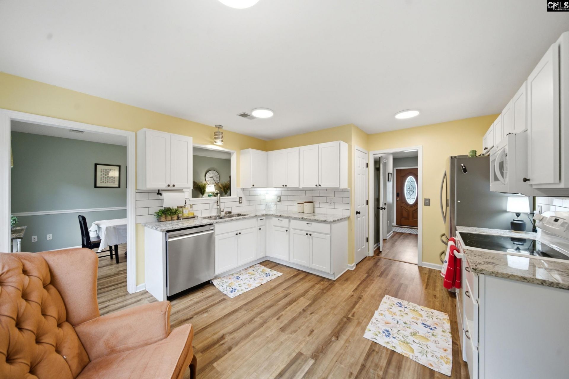 309 Gemstone Court  Photo 9