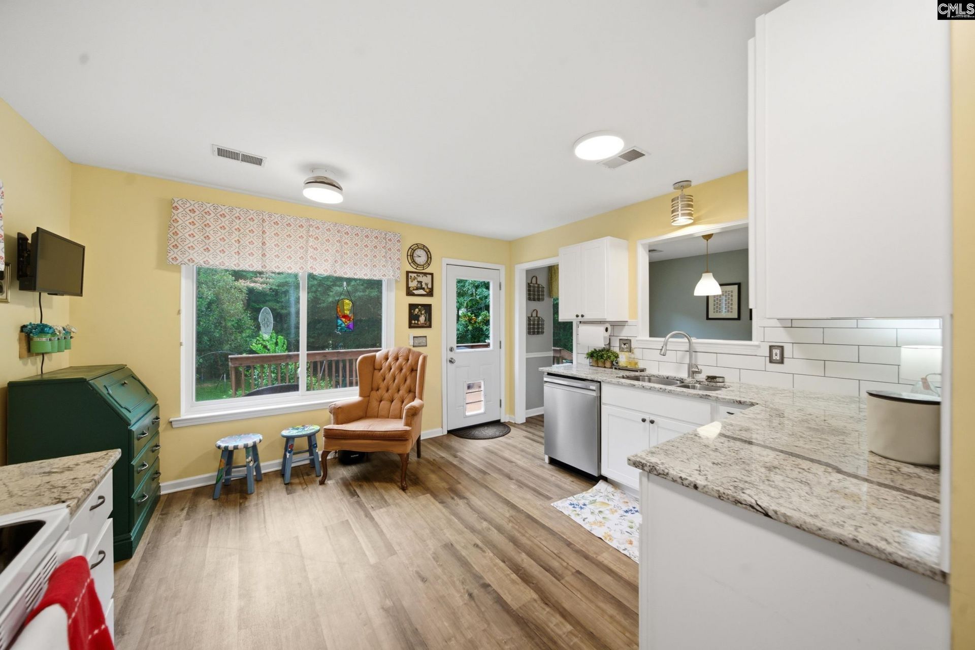 309 Gemstone Court  Photo 10