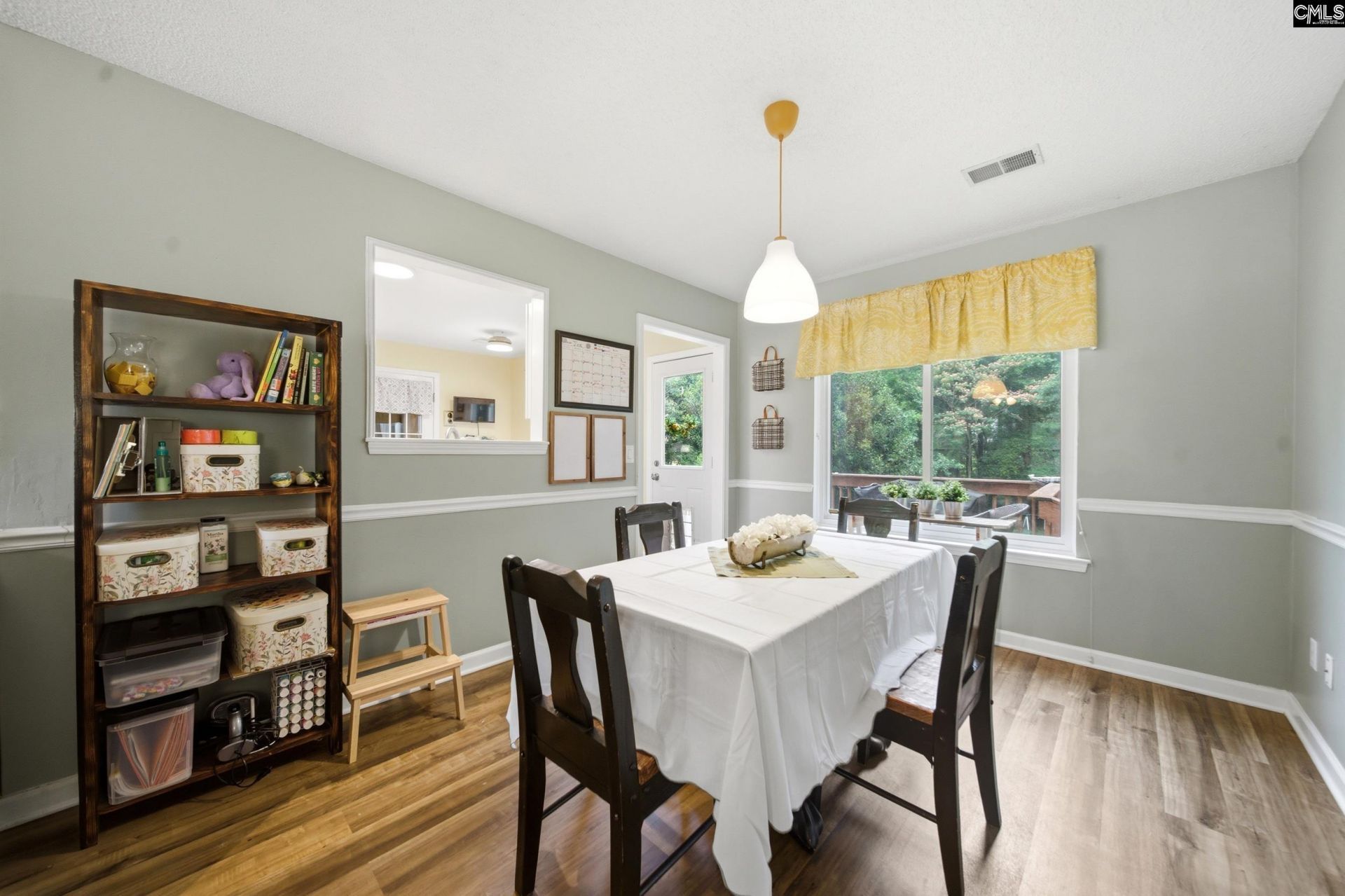 309 Gemstone Court  Photo 6