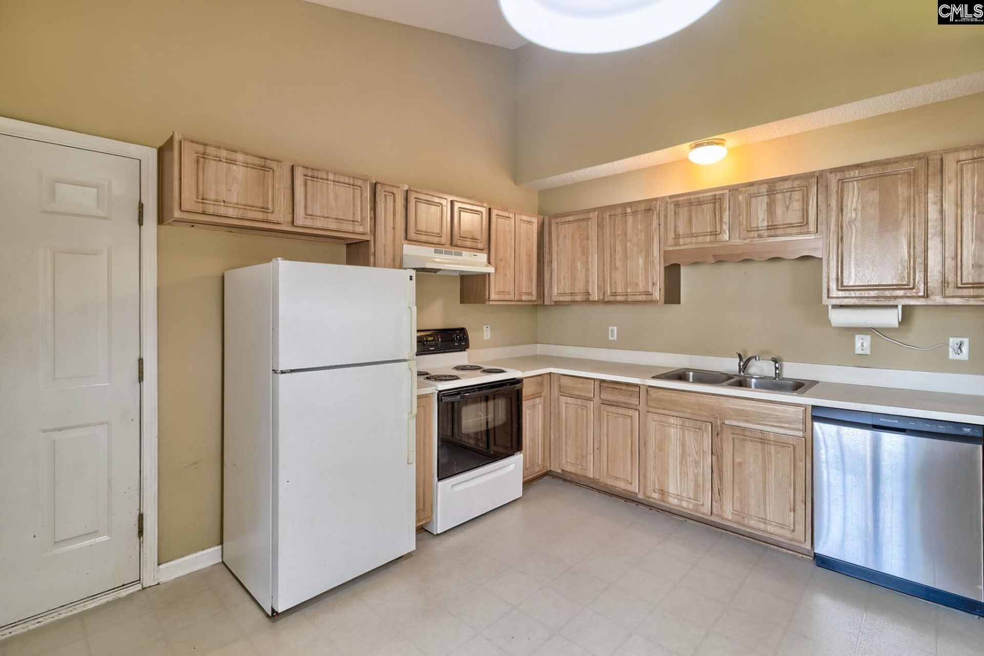 3 Careton Court  Photo 5