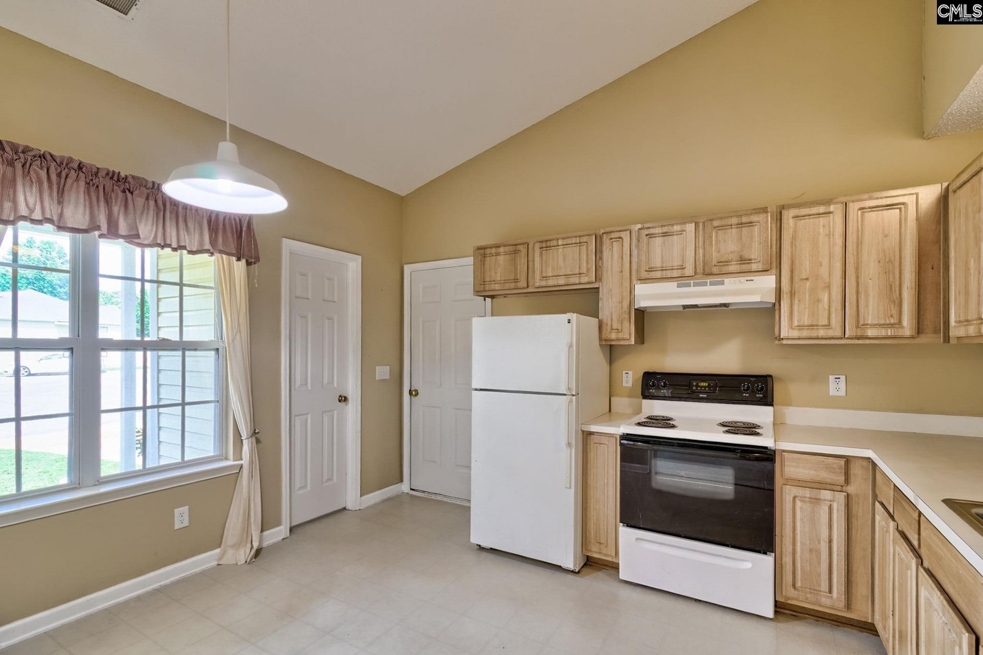 3 Careton Court  Photo 6