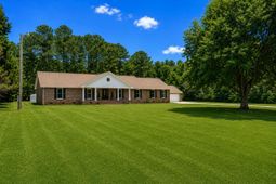451 Kelton Road photo 4