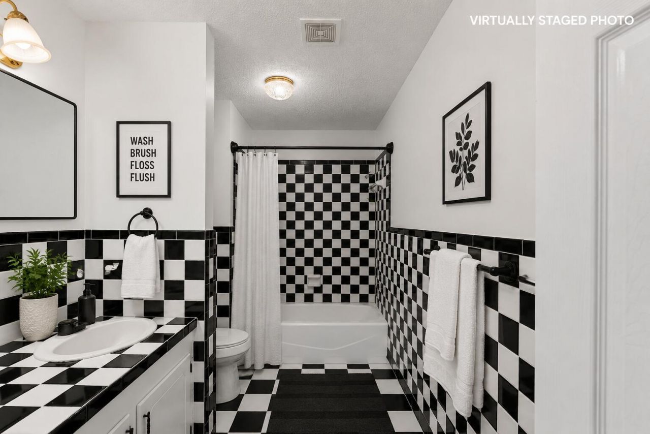 451 Kelton Road Photo 61