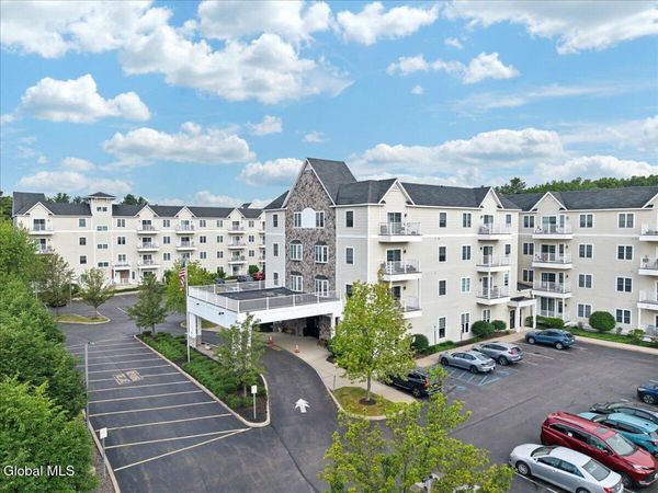 8 Wall Street, Unit APT 130, Clifton Park, NY 12065