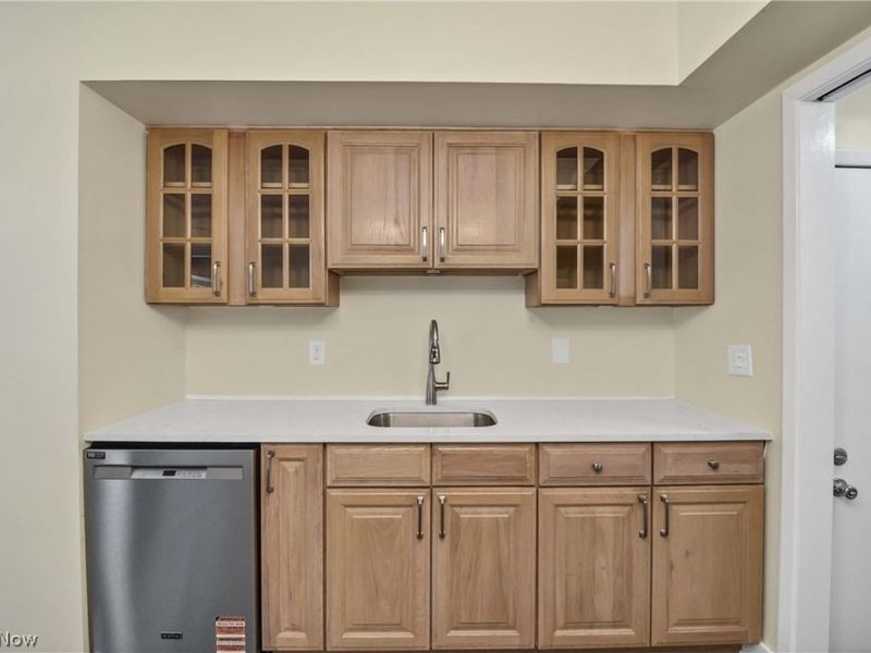 4267 Bentley Drive , North Olmsted, OH 44070 Photo 8