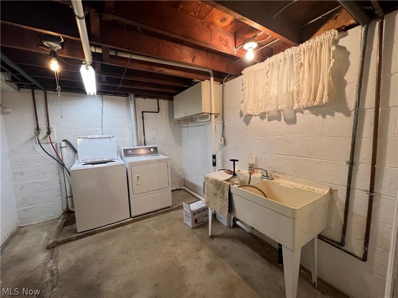 6030 Firestone Road NE, Canton, OH 44721 Photo 18