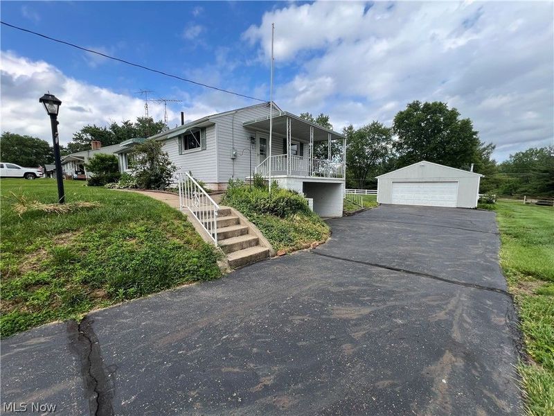 6030 Firestone Road NE, Canton, OH 44721 Photo 4