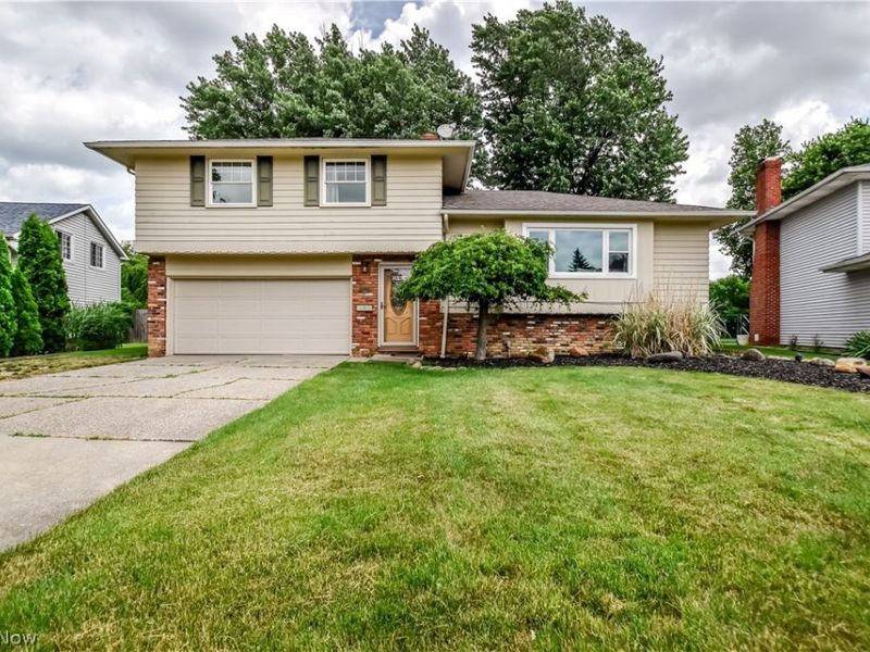 36388 Sunset Drive , Eastlake, OH 44095 Photo 1
