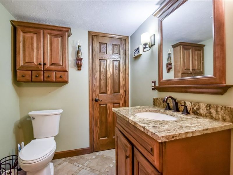 36388 Sunset Drive , Eastlake, OH 44095 Photo 22