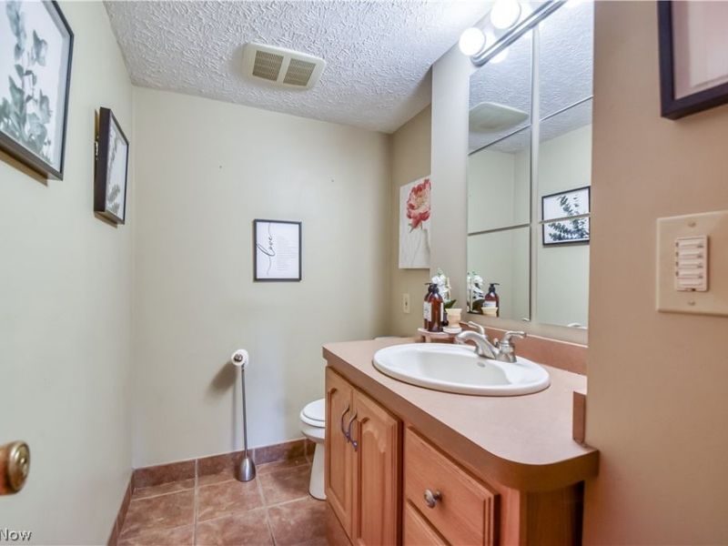 36388 Sunset Drive , Eastlake, OH 44095 Photo 26