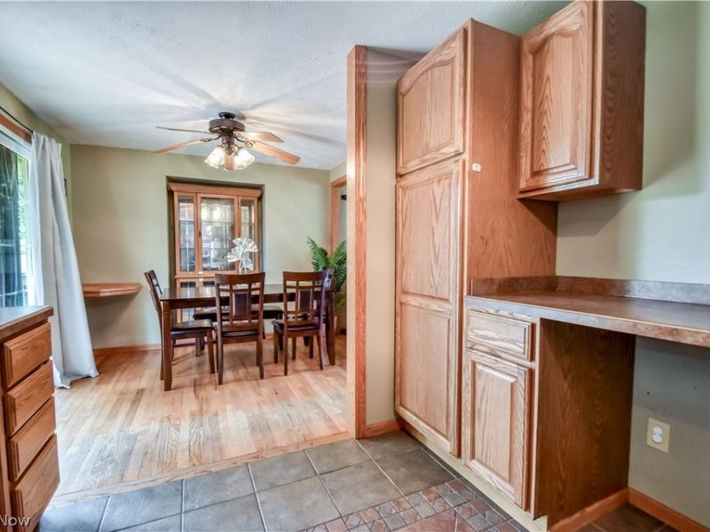 36388 Sunset Drive , Eastlake, OH 44095 Photo 4