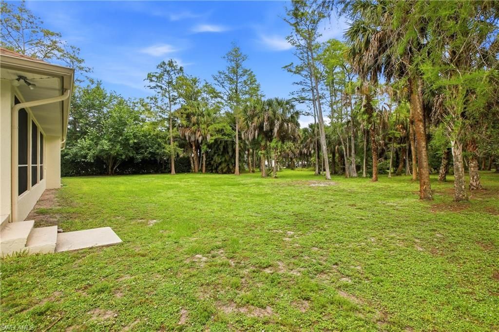 5231 Hickory Wood Dr , Naples, FL 34119 Photo
