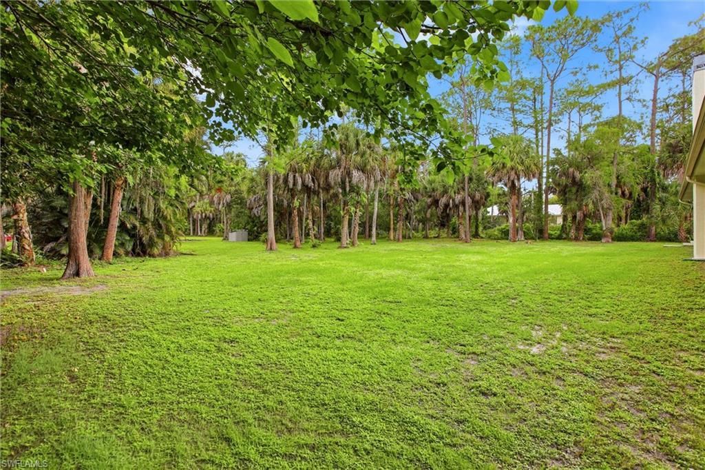 5231 Hickory Wood Dr , Naples, FL 34119 Photo