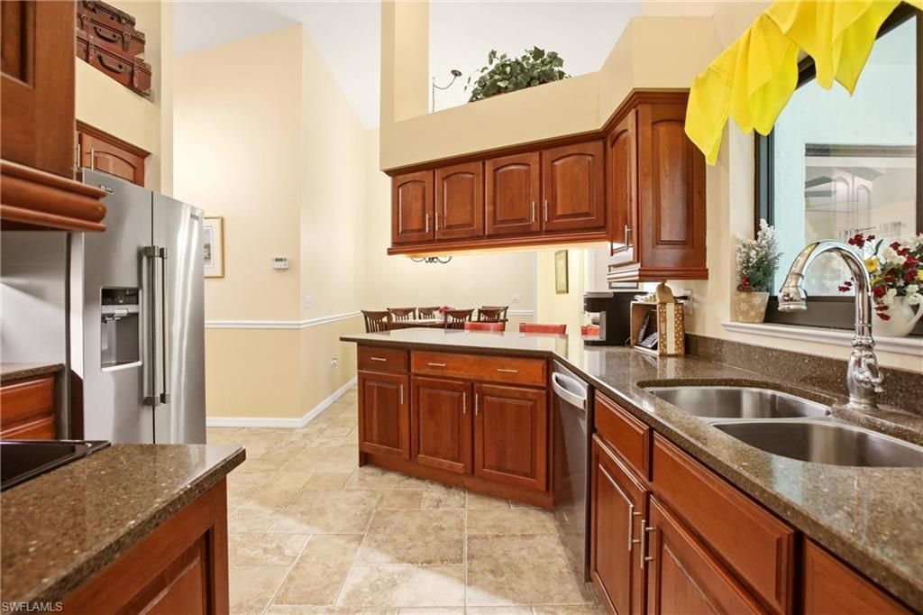 5231 Hickory Wood Dr , Naples, FL 34119 Photo