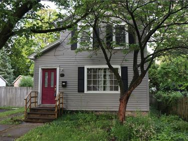 407 Walnut Street, Fayetteville, NY 13066