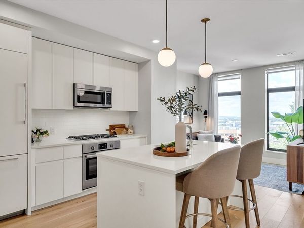 191 Washington St, Unit 721, Boston, MA 02135