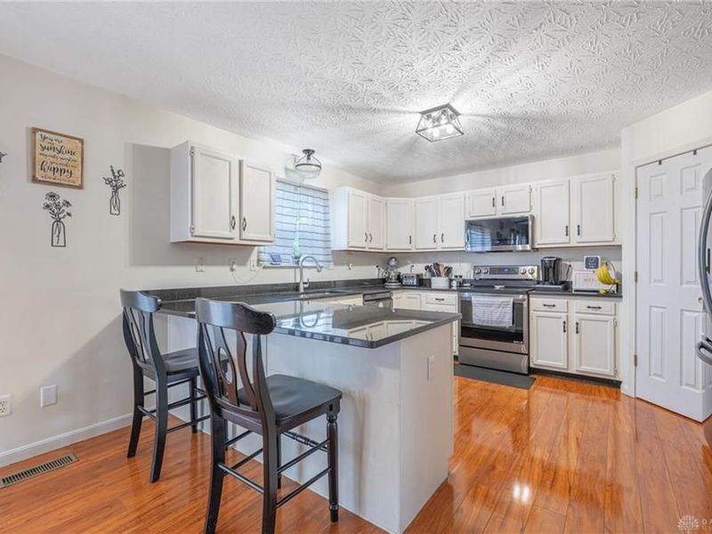 480 Harvest Drive, Trenton, OH 45067 Photo 6