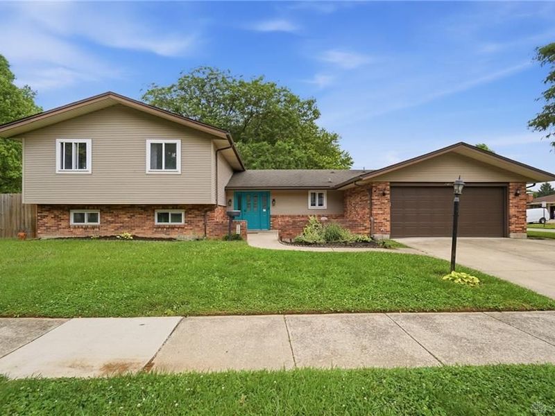 5196 Polen Drive, Kettering, OH 45440 Photo 1