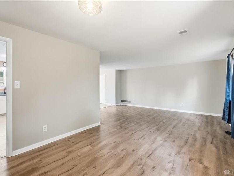 5196 Polen Drive, Kettering, OH 45440 Photo 13