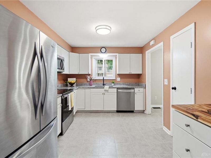 5196 Polen Drive, Kettering, OH 45440 Photo 16