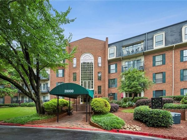 28306 Plantation Drive NE, Unit 28306, Atlanta, GA 30324