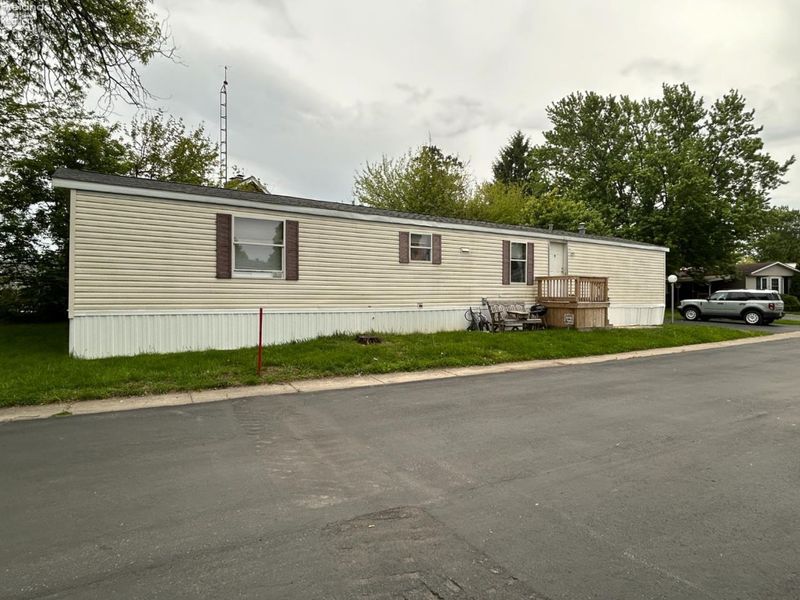 1730 Port Clinton Road, Unit 38, Fremont, OH 43420 Photo 4