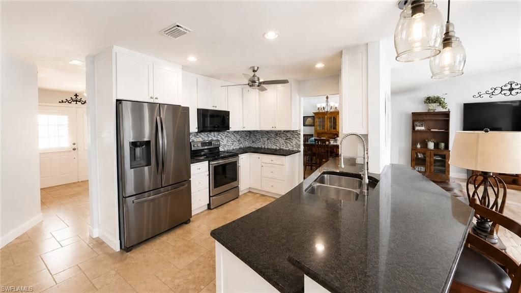 1089 Nottingham Dr, Naples, FL 34109 Photo