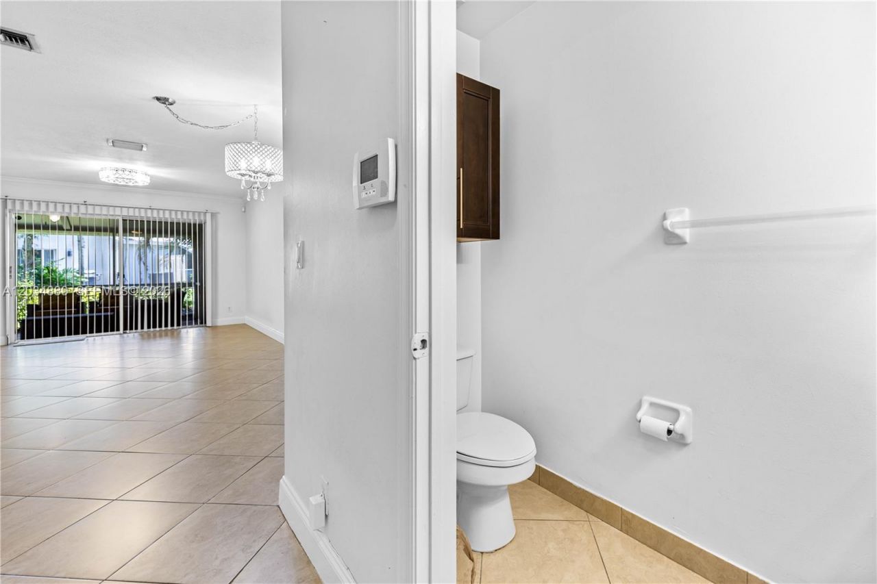 1125 SW 44th Ave, Deerfield Beach, FL 33442 Photo