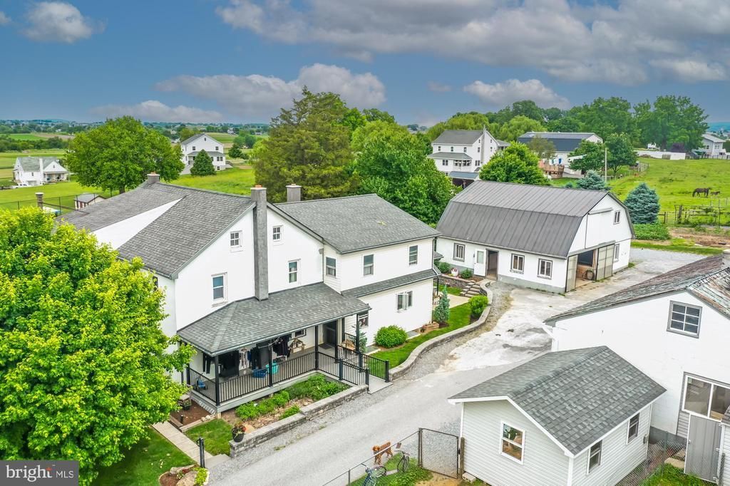 57 ORCHARD ROAD, BIRD IN HAND, PA 17505