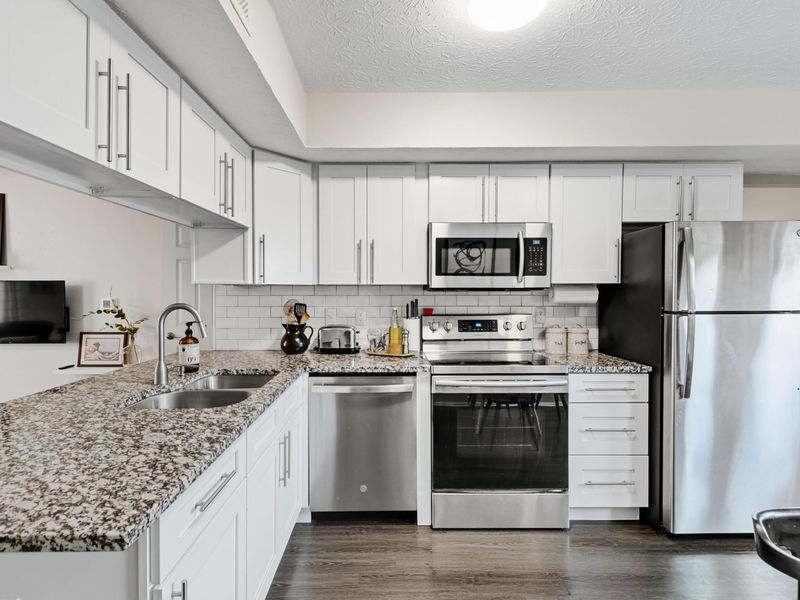 3232 Summerdale Lane, Unit 74, Columbus, OH 43221 Photo 11