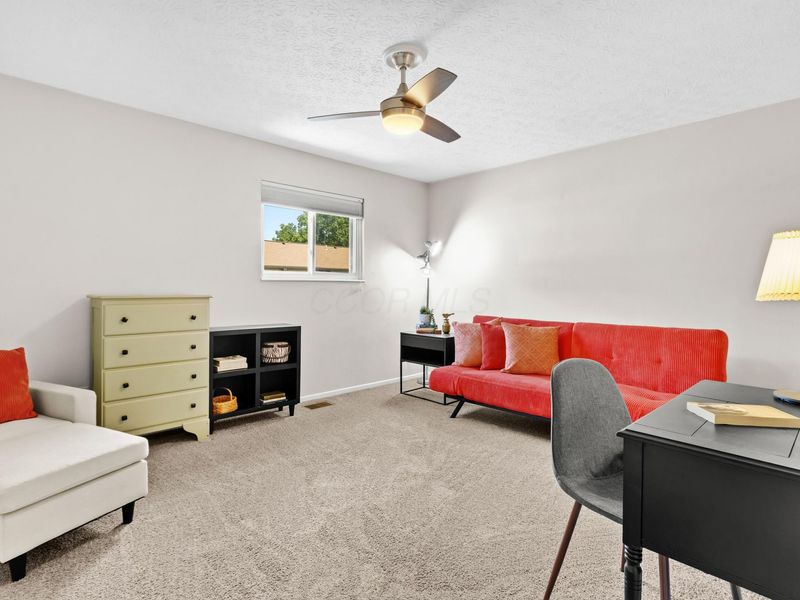 3232 Summerdale Lane, Unit 74, Columbus, OH 43221 Photo 18