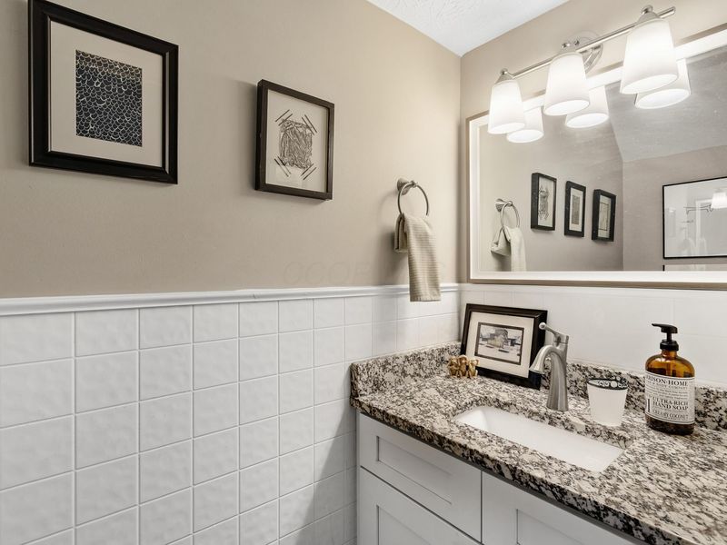 3232 Summerdale Lane, Unit 74, Columbus, OH 43221 Photo 8