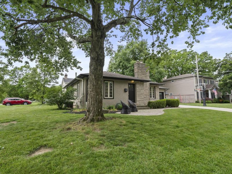 1757 Inchcliff Road, Columbus, OH 43221 Photo 3