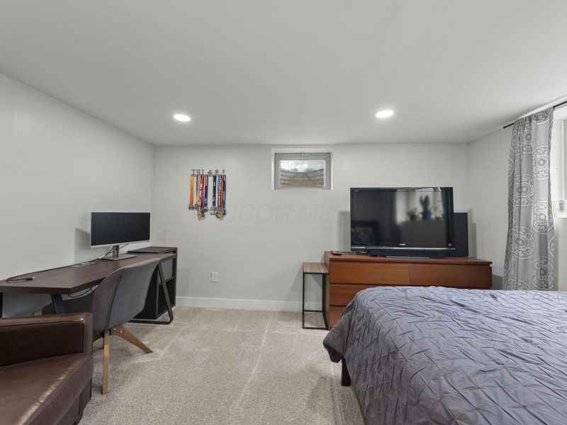 1757 Inchcliff Road, Columbus, OH 43221 Photo 32