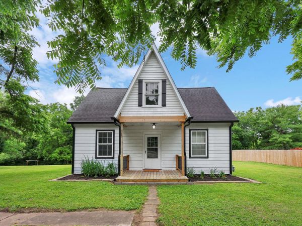 315 E Main Street, Kirkersville, OH 43033