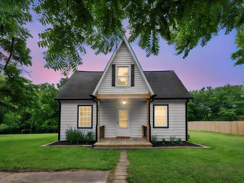 315 E Main Street, Kirkersville, OH 43033 Photo 2