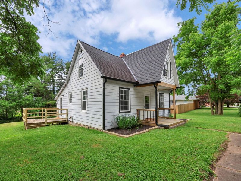 315 E Main Street, Kirkersville, OH 43033 Photo 4