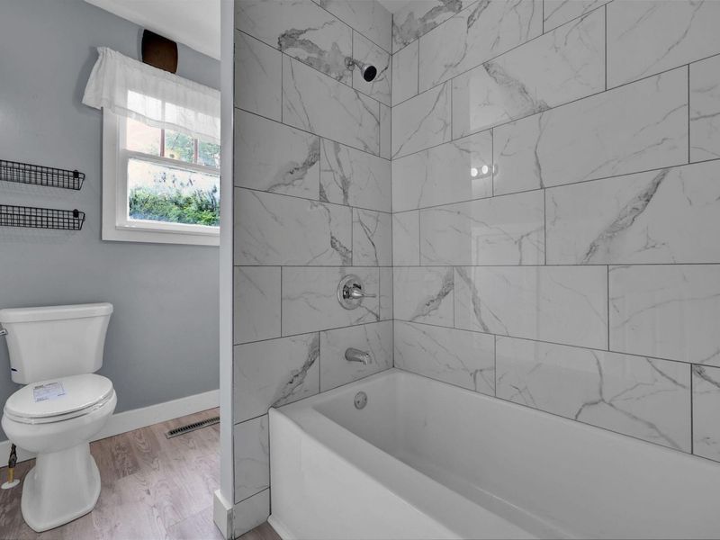 315 E Main Street, Kirkersville, OH 43033 Photo 9