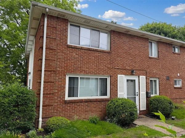 61 Park Club Lane, Unit D, Buffalo, NY 14221
