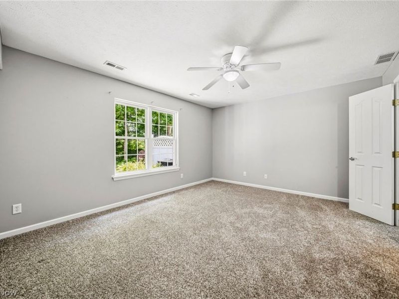 747 Rivers Edge Lane, Painesville, OH 44077 Photo 24
