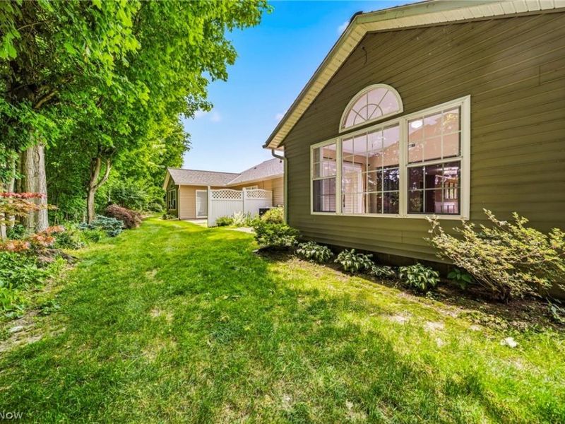 747 Rivers Edge Lane, Painesville, OH 44077 Photo 32