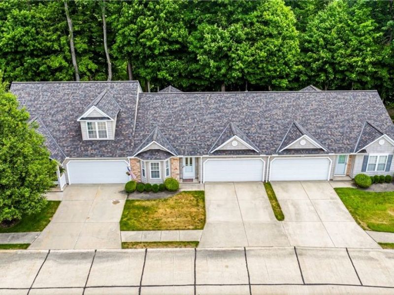 747 Rivers Edge Lane, Painesville, OH 44077 Photo 5
