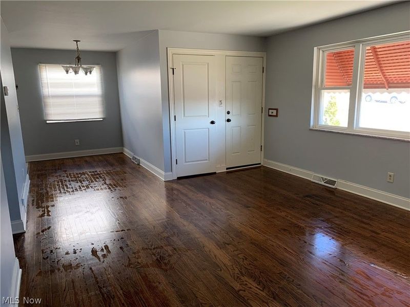 5014 E 71 Street , Cleveland, OH 44125 Photo 5