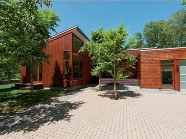 4 Solstice Way, Sharon, MA 02067
