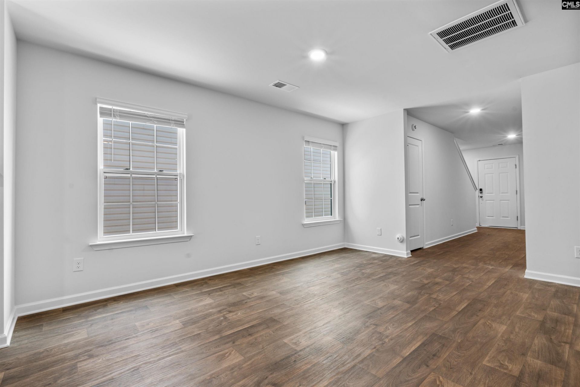 2012 Elmridge Road  Photo 7