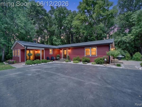 13635 Unadilla Road, Unadilla Twp, MI 48137