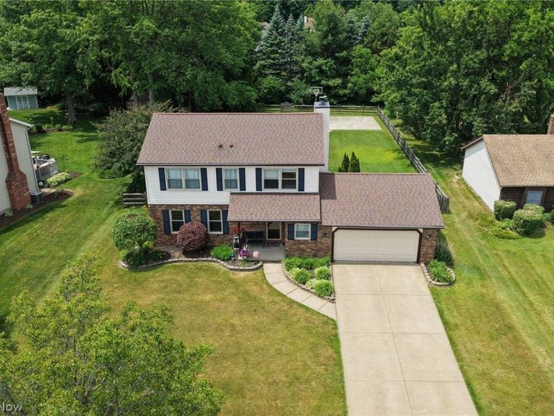9569 Graystone Lane, Mentor, OH 44060 Photo 3